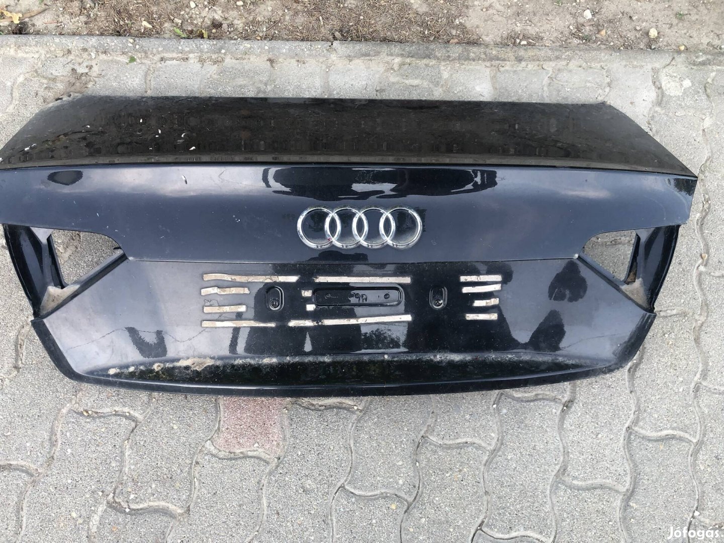 Audi a5 csomagtér ajtó