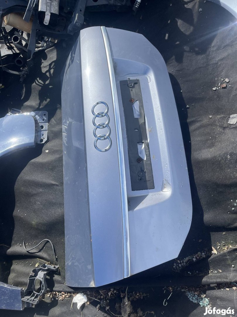 Audi a6 4f csomagtérajtó