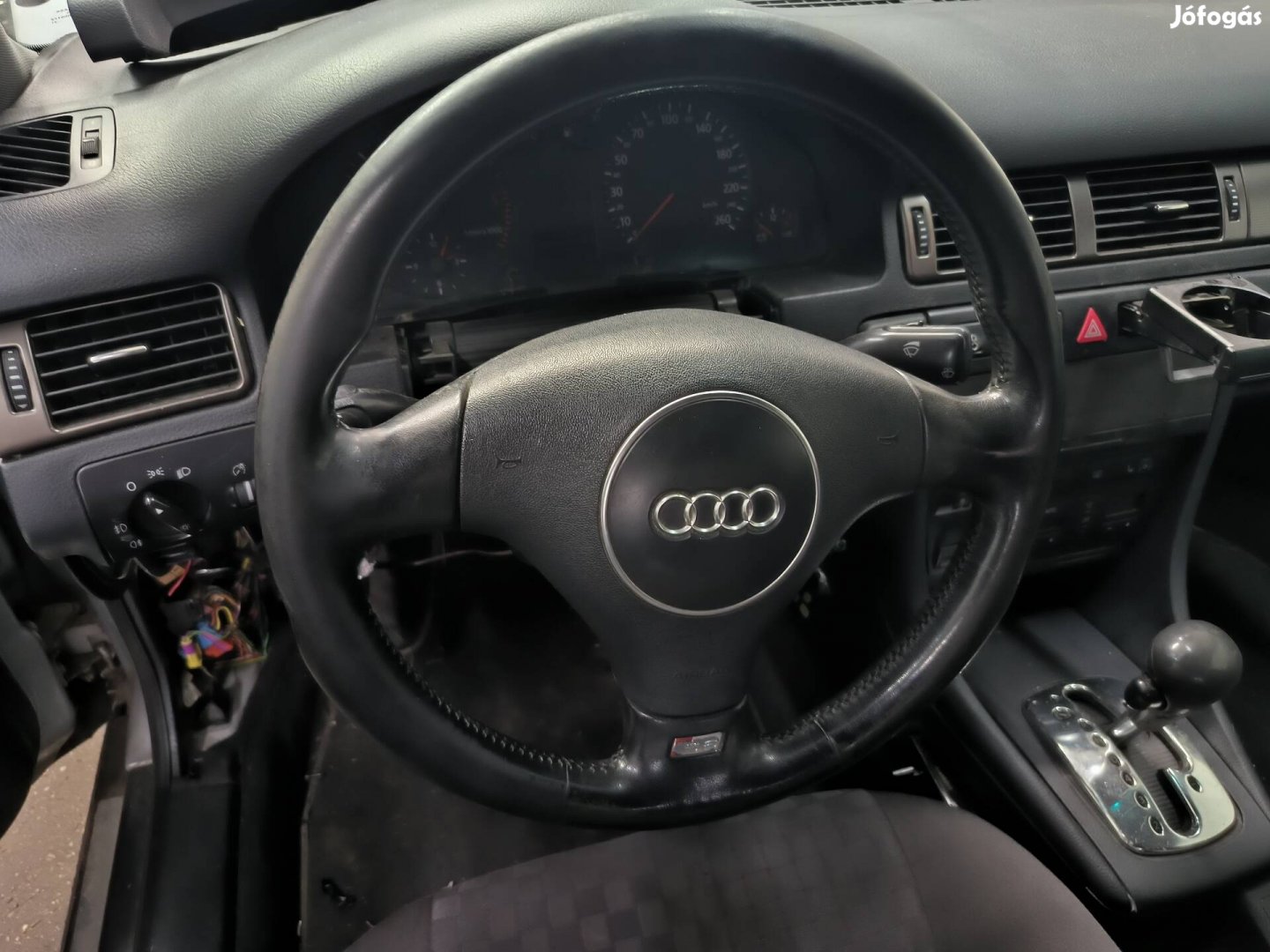 Audi a6 C5 a4 B5 S Line fekete bőr kormány legzsakkal nagyricnis 