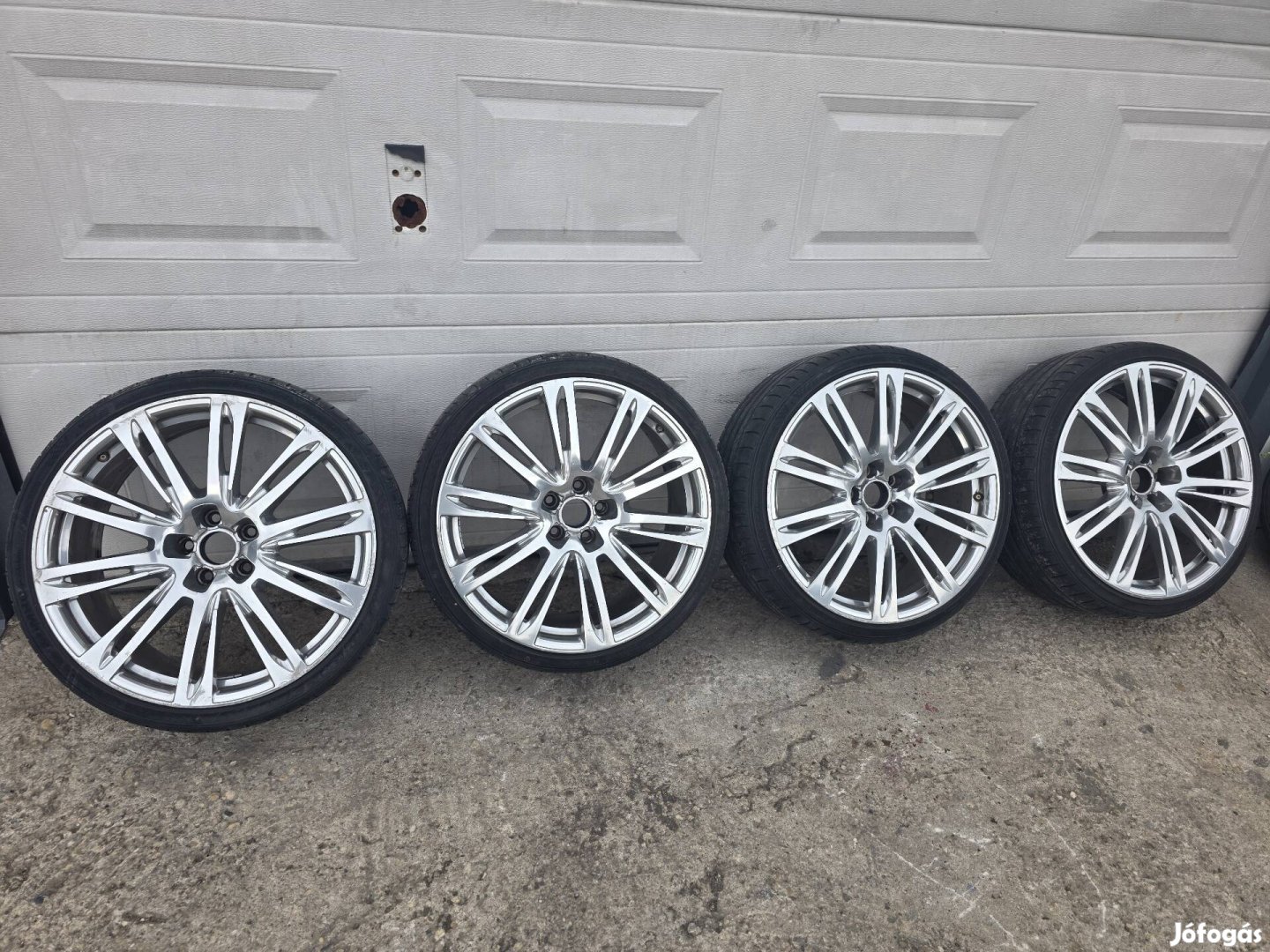 Audi a8 gyári 20" 5x112 alufelni szett 245/30  nyárigumikkal