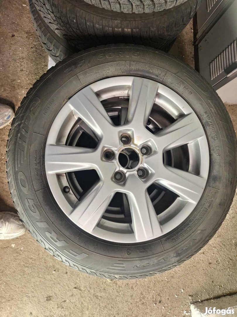 Audi alufelni téligumival