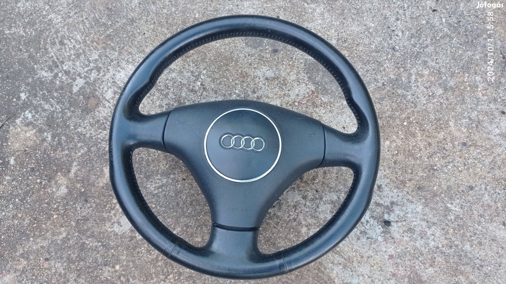 Audi bőrkormány