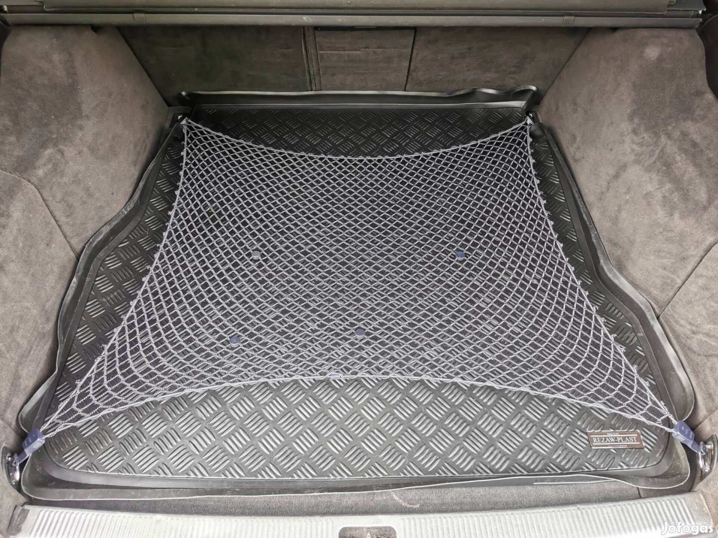 Audi csomagrögzítő háló
