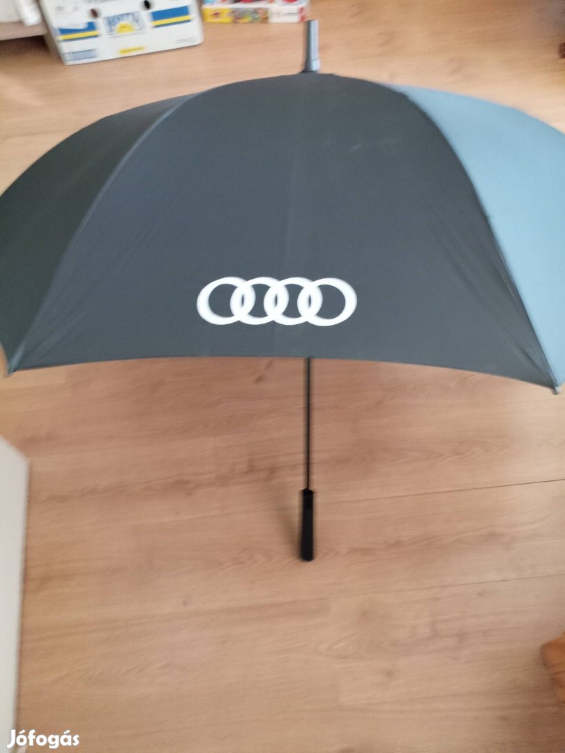 Audi esernyő