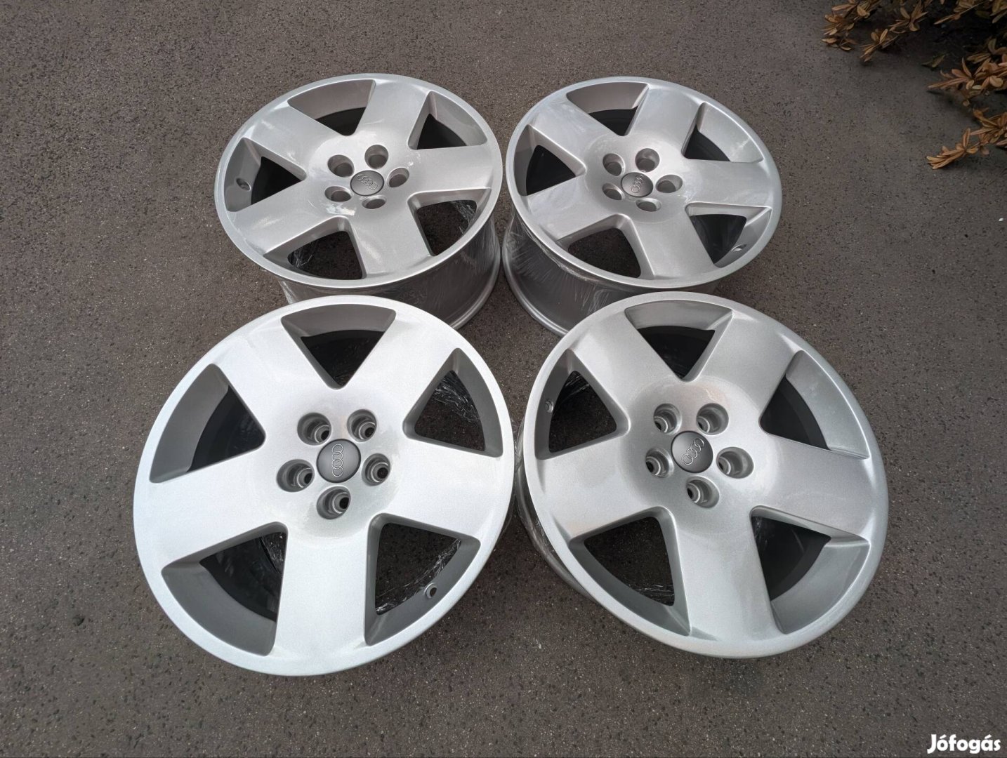 Audi fat five 18" alufelni