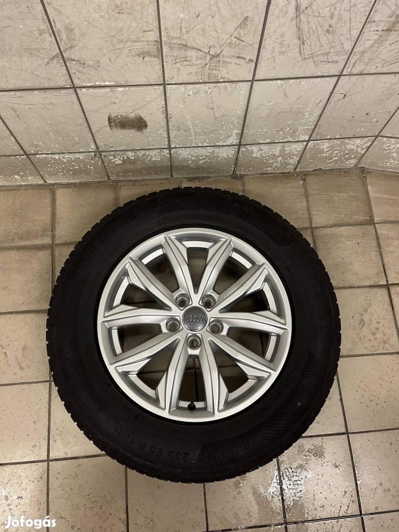 Audi felni 17" 235/65 r17 téli gumival