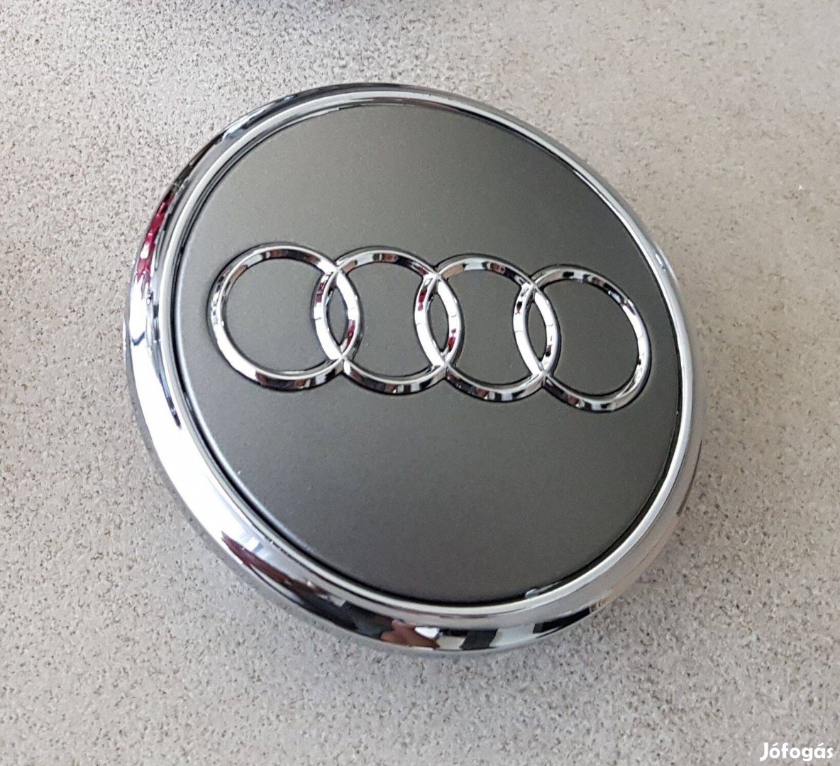 Audi felni alufelni kupak közép porvédő 77mm 4L0601170