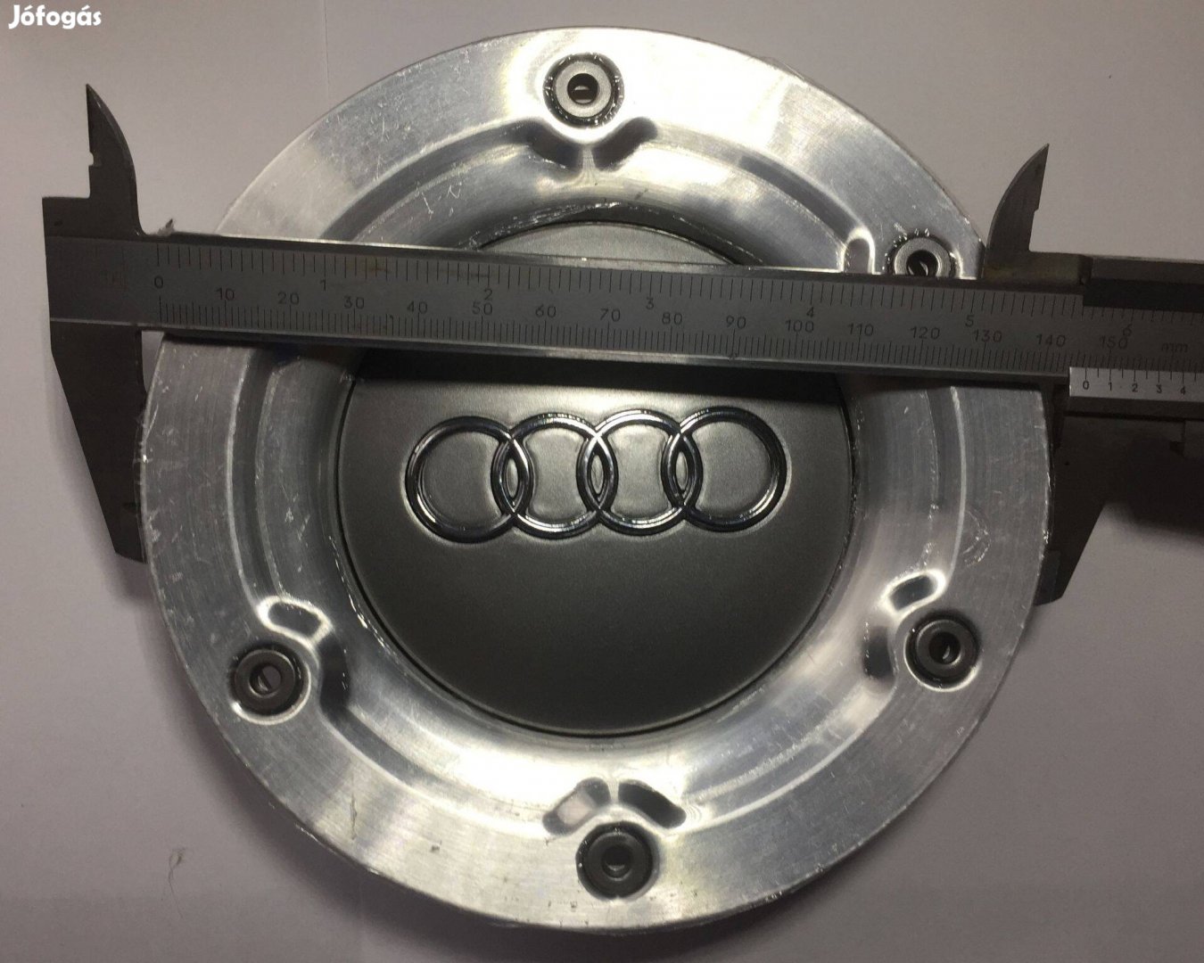 Audi felni kupak 146mm 4 db Új 8N0601165 , 8D0601165K