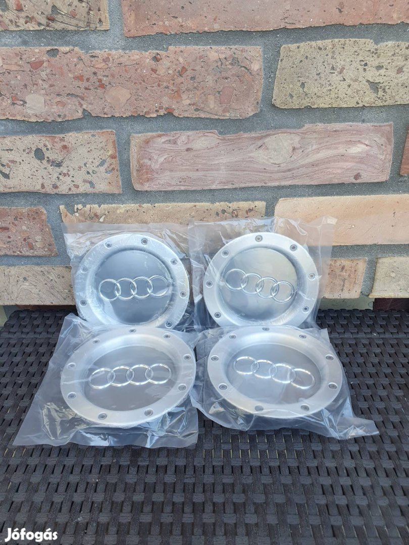 Audi felnikupak,felniközép 146mm 