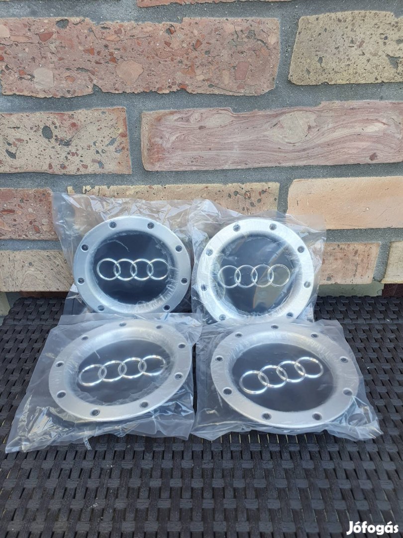 Audi felnikupak,felniközép 146mm 