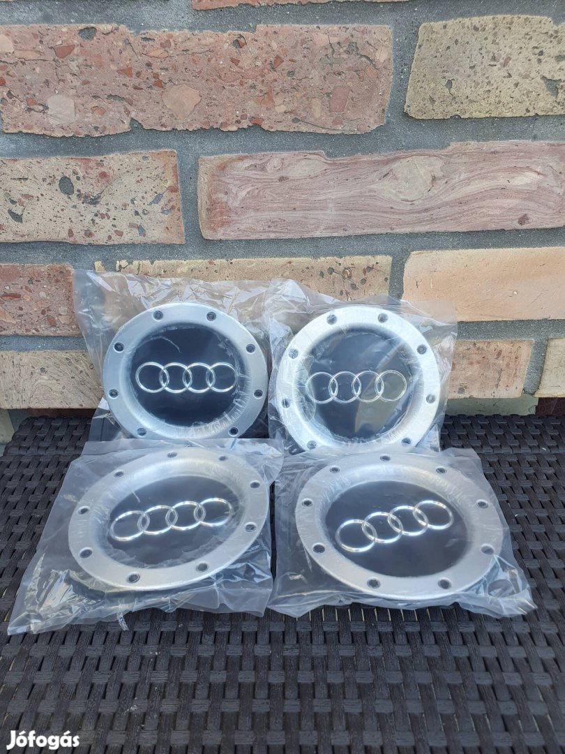 Audi felnikupak,felniközép 146mm 