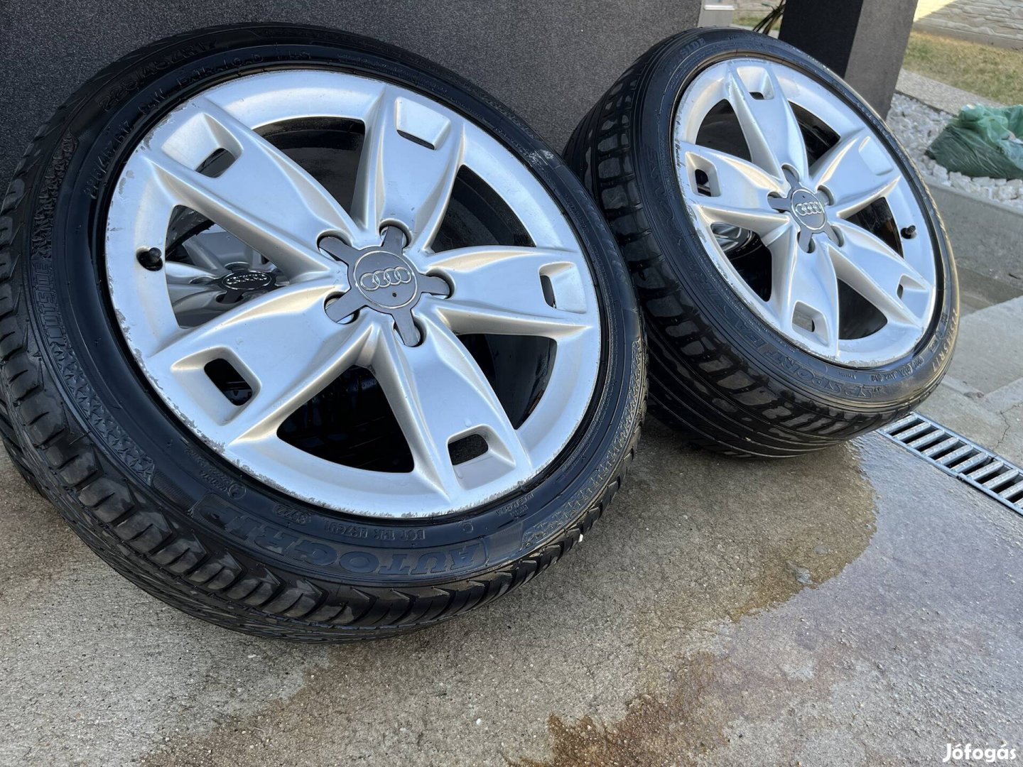 Audi gyári 17" alufelnik 5x112