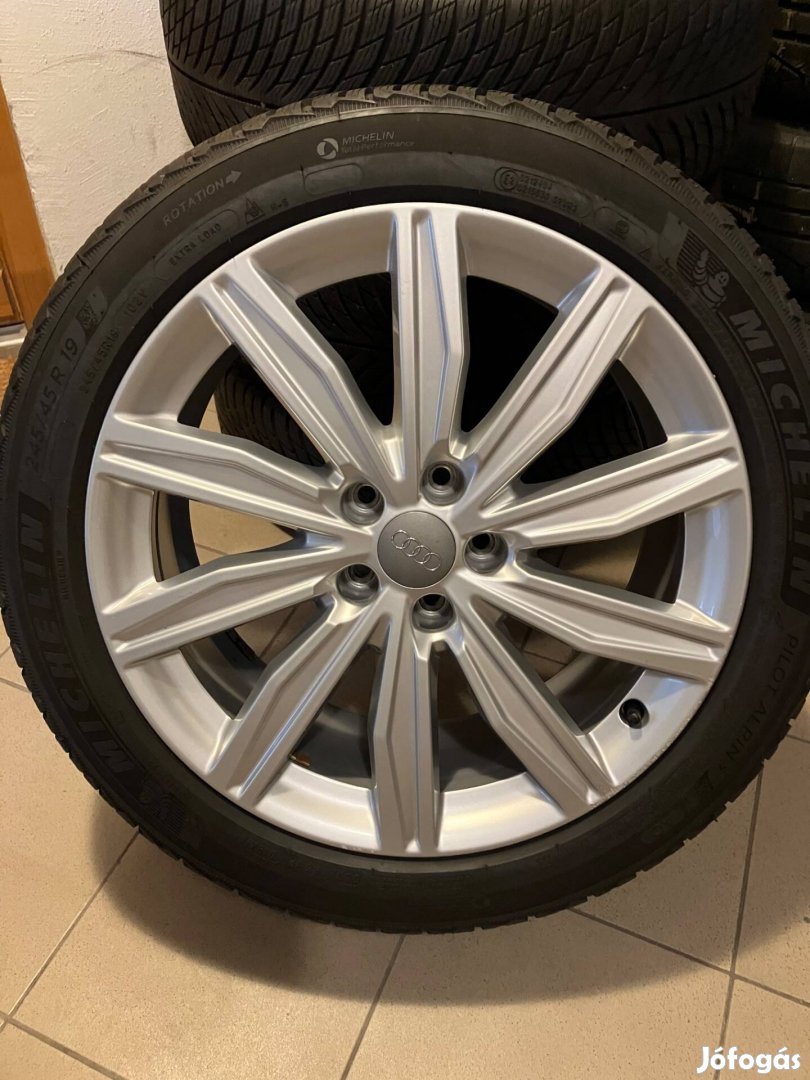 Audi gyári A6 19-es alufelni garnitúra prémium téli gumival