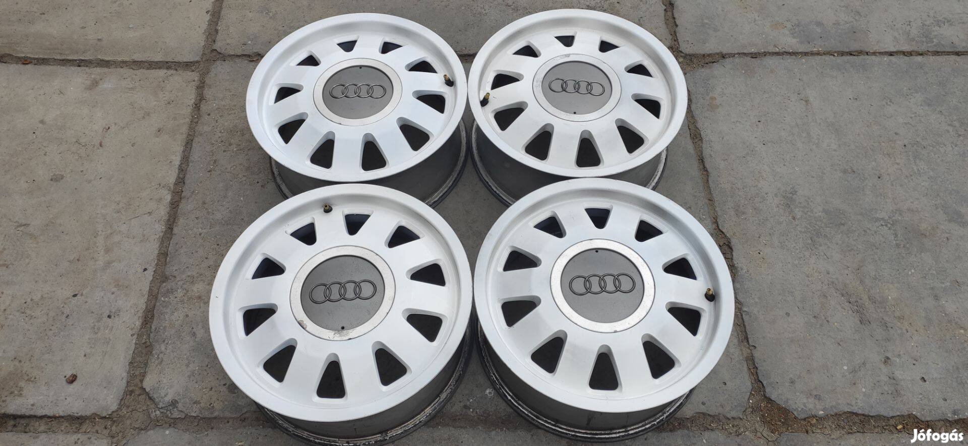 Audi gyári R15" alufelni 5x112