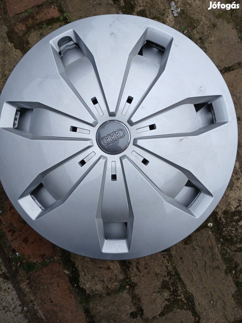 Audi gyári  Új disztárcsa 16"garnitúra 16"eladó.