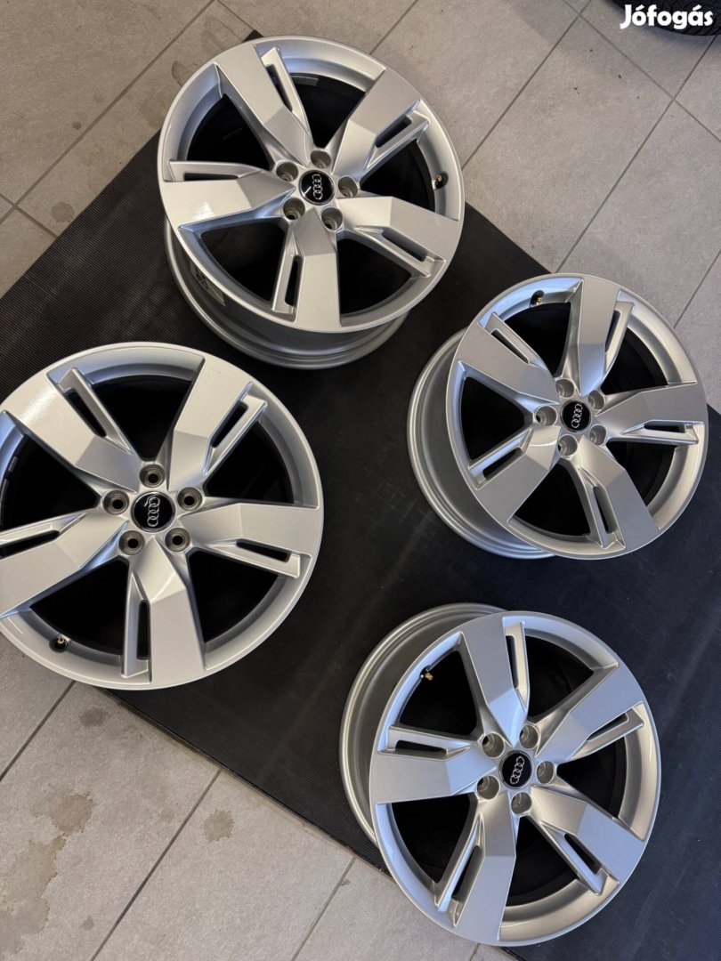 Audi gyári alufelni 19"