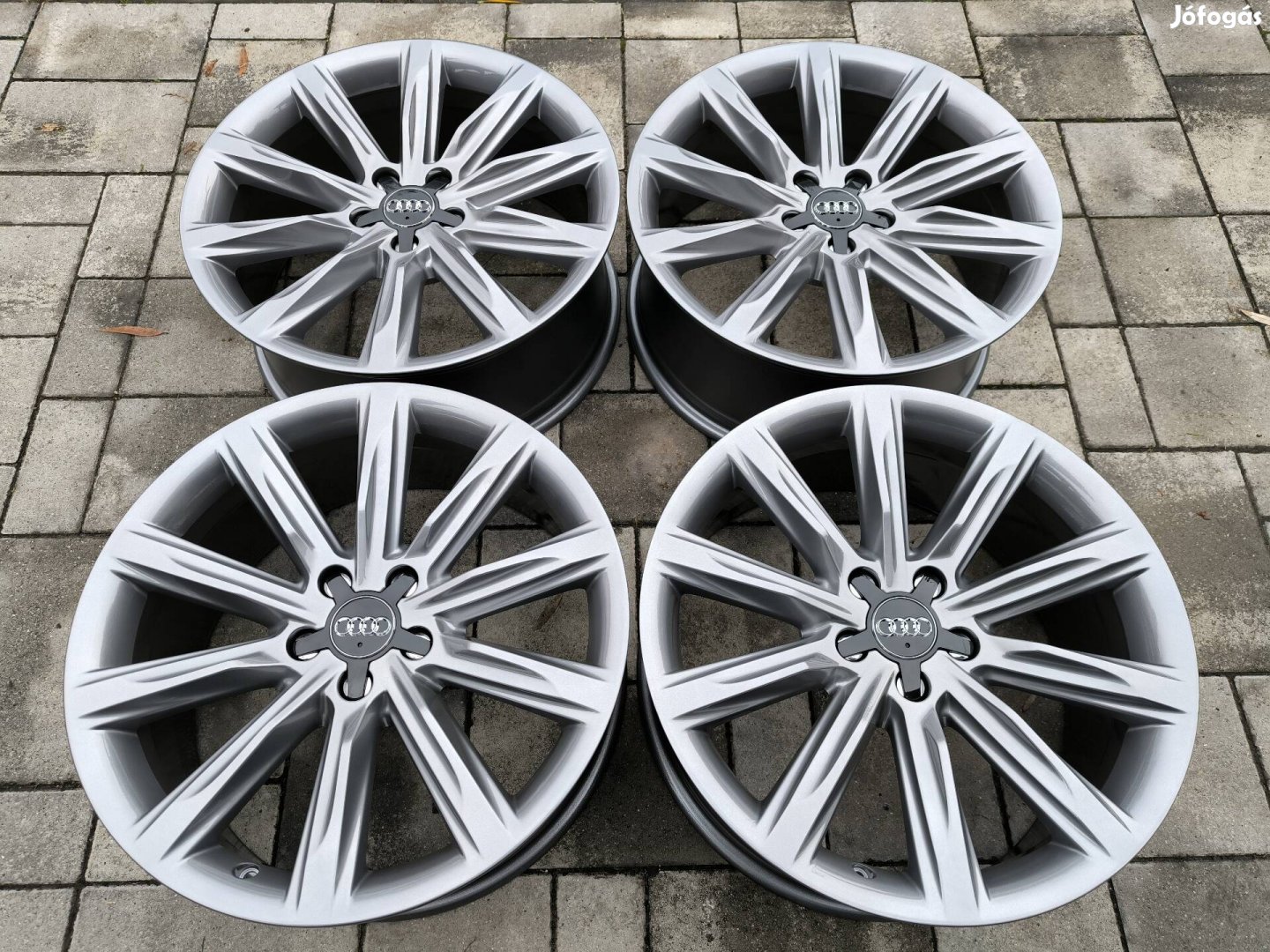 Audi gyári alufelni 19"