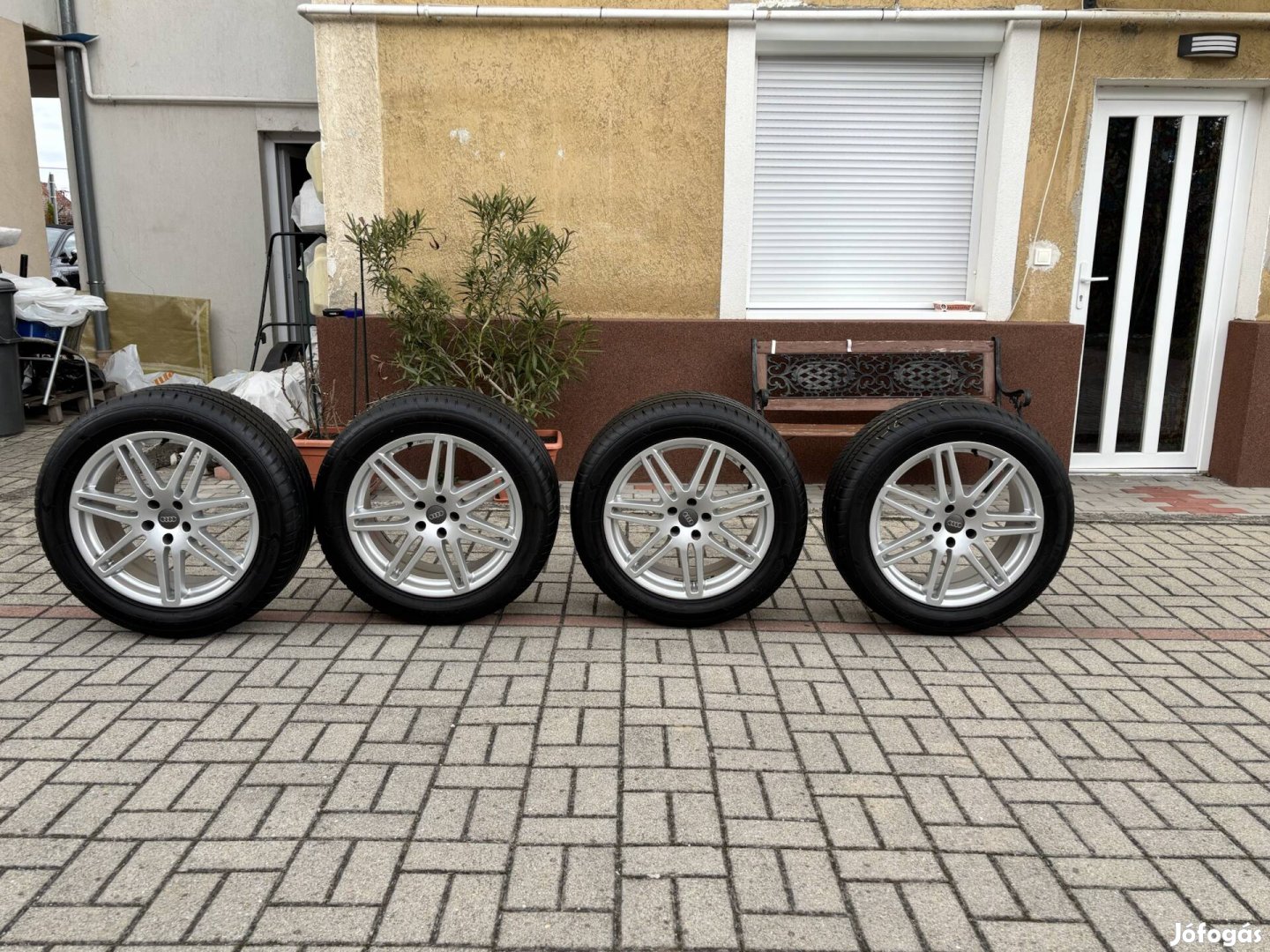 Audi gyári alufelni 19"