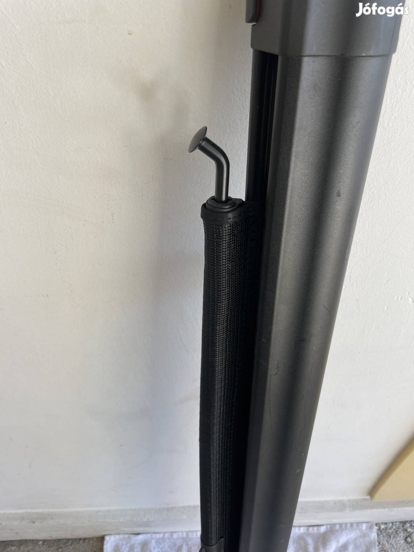 Audi gyári csomagtérroló, Sötétítő, elválasztó eladó.