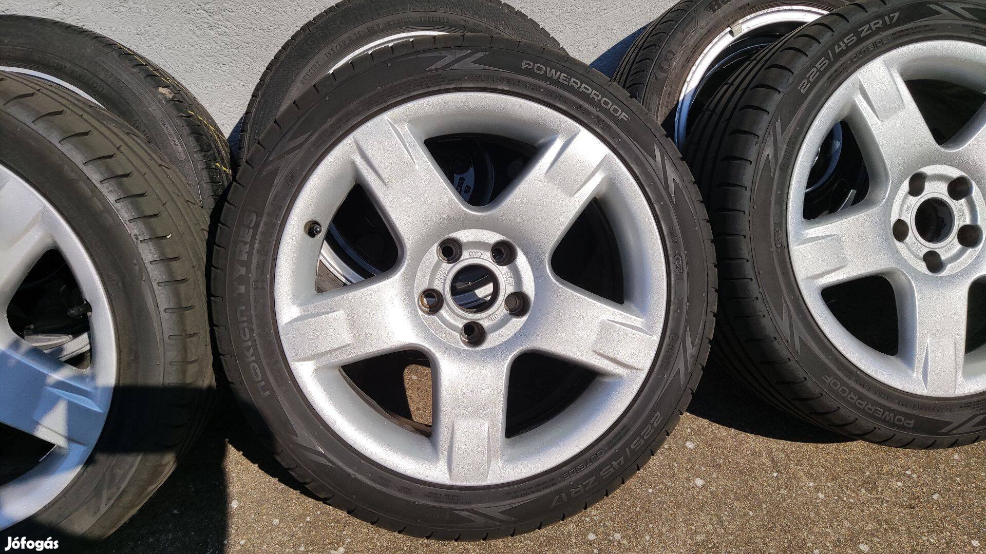 Audi gyári felni, 7.5x17, 5x112, 57.1, et25 + Nokian 225/45 r17, 7mm+
