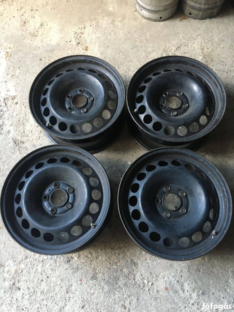 Audi gyári lemezfelni, tpms szeleppel, 16 coll, 5x112