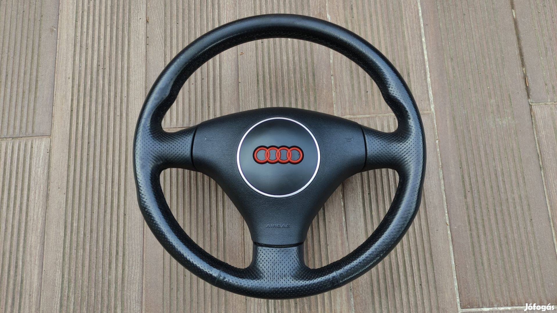 Audi háromágú perforált sport bőr kormány