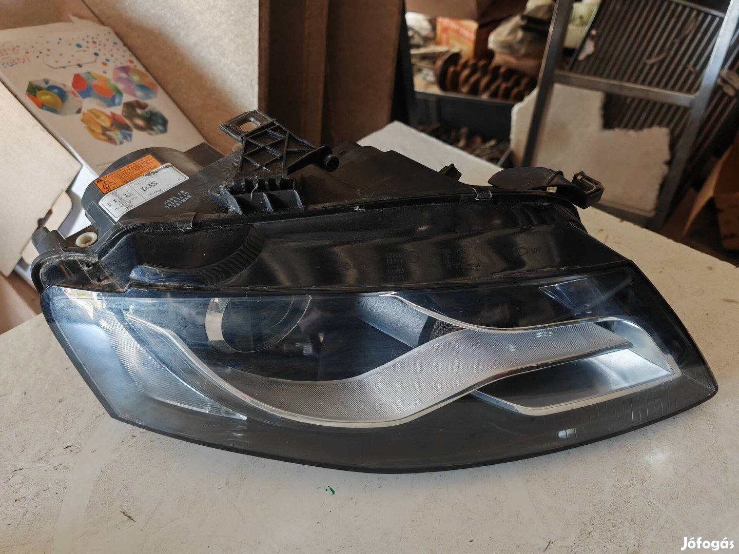 Audi jobb első lámpa xenon 