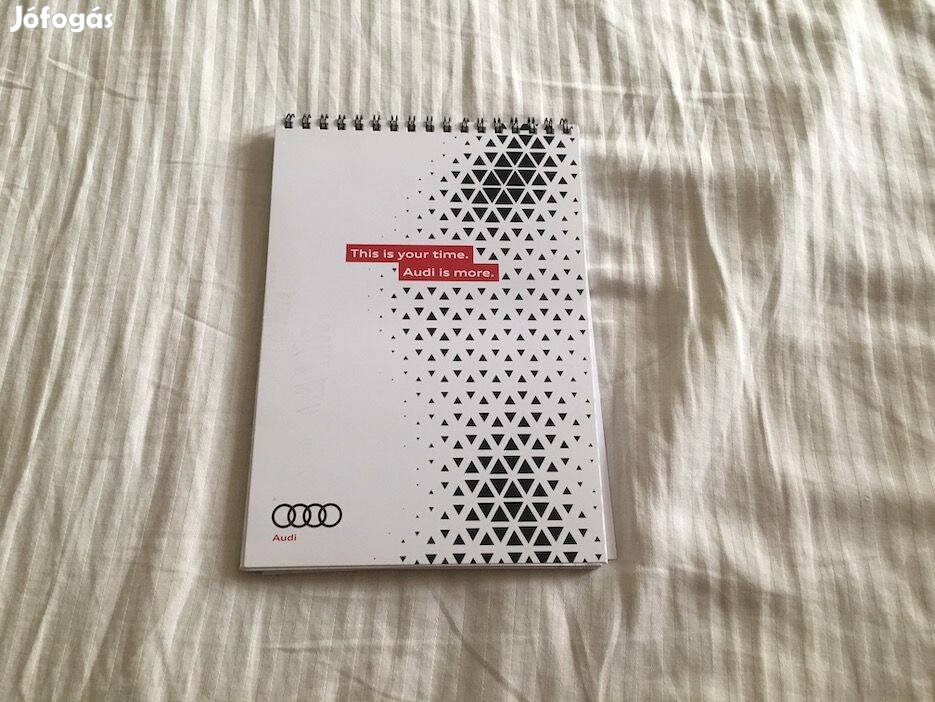 Audi közepes jegyzetfüzet, notesz