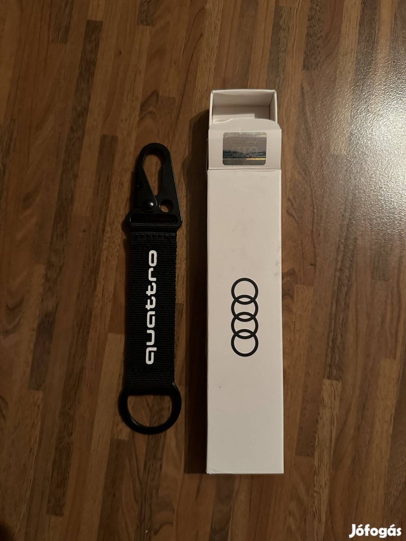 Audi kulcstartó