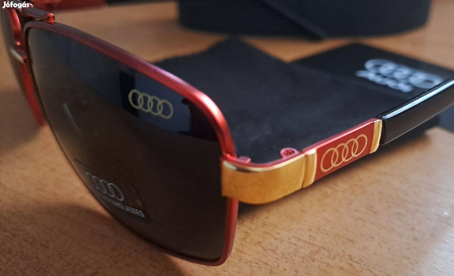 Audi napszemüveg. Légy egyedi