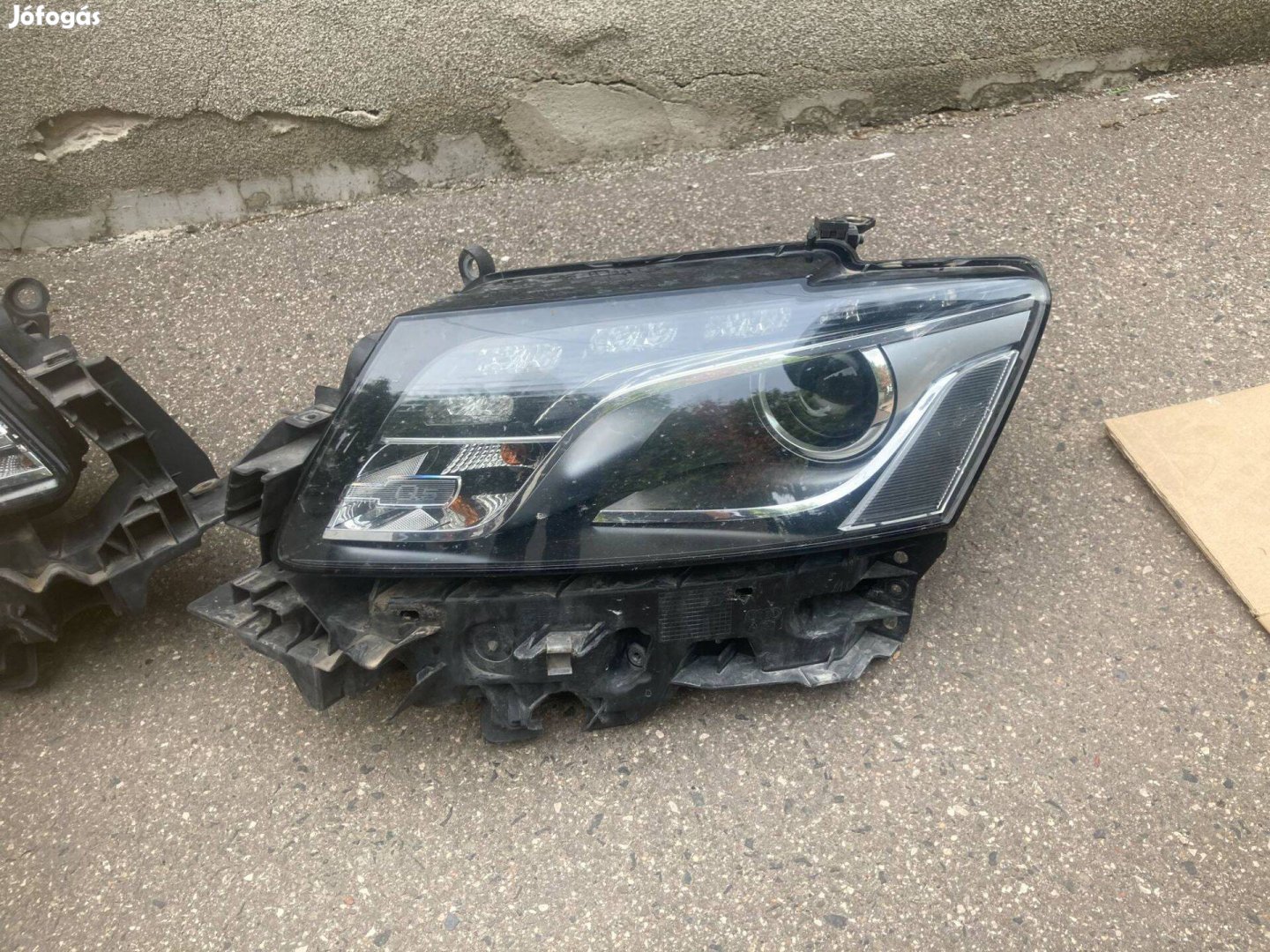 Audi q5 xenon fényszóró
