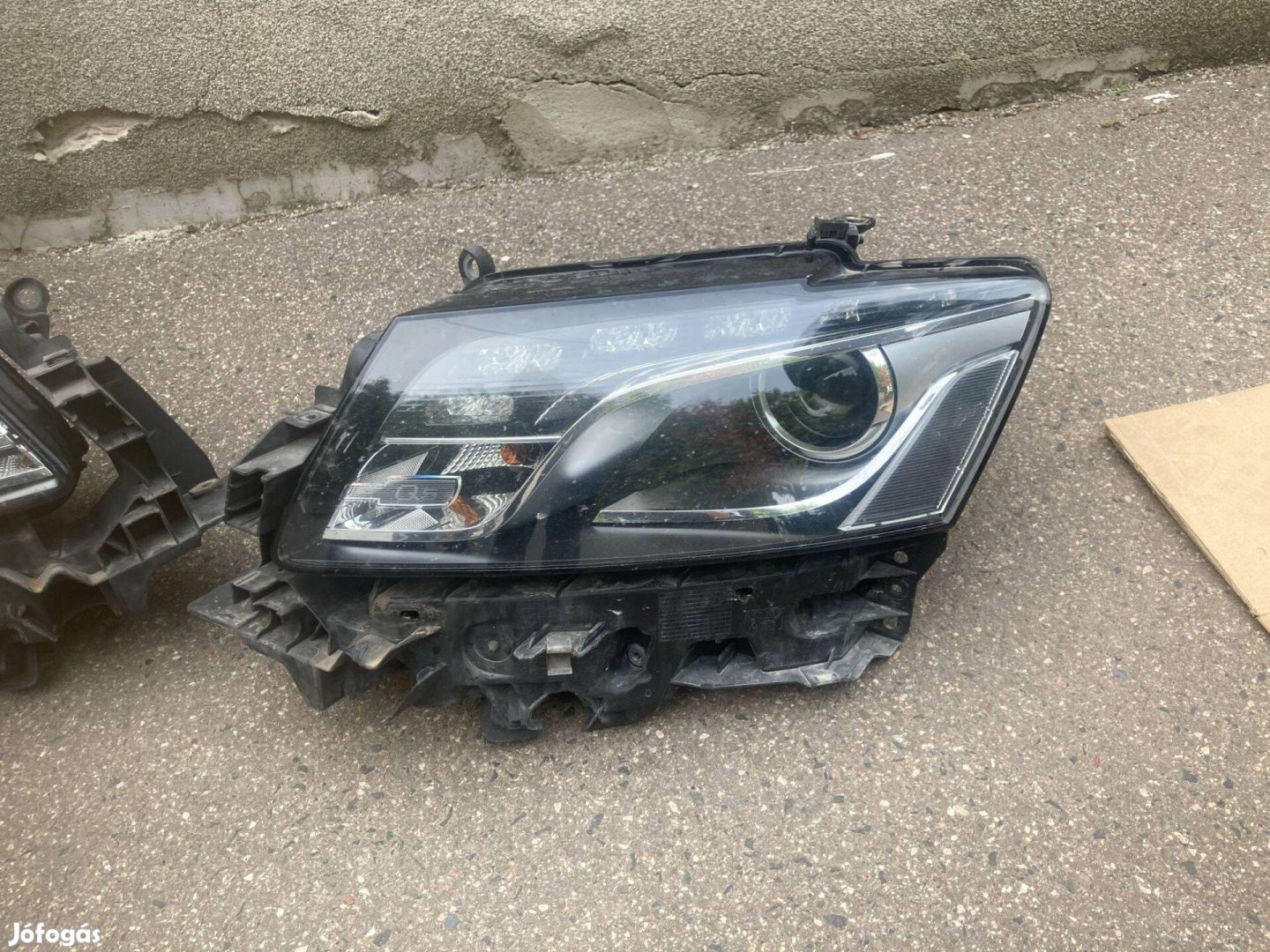 Audi q5 xenon fényszóró