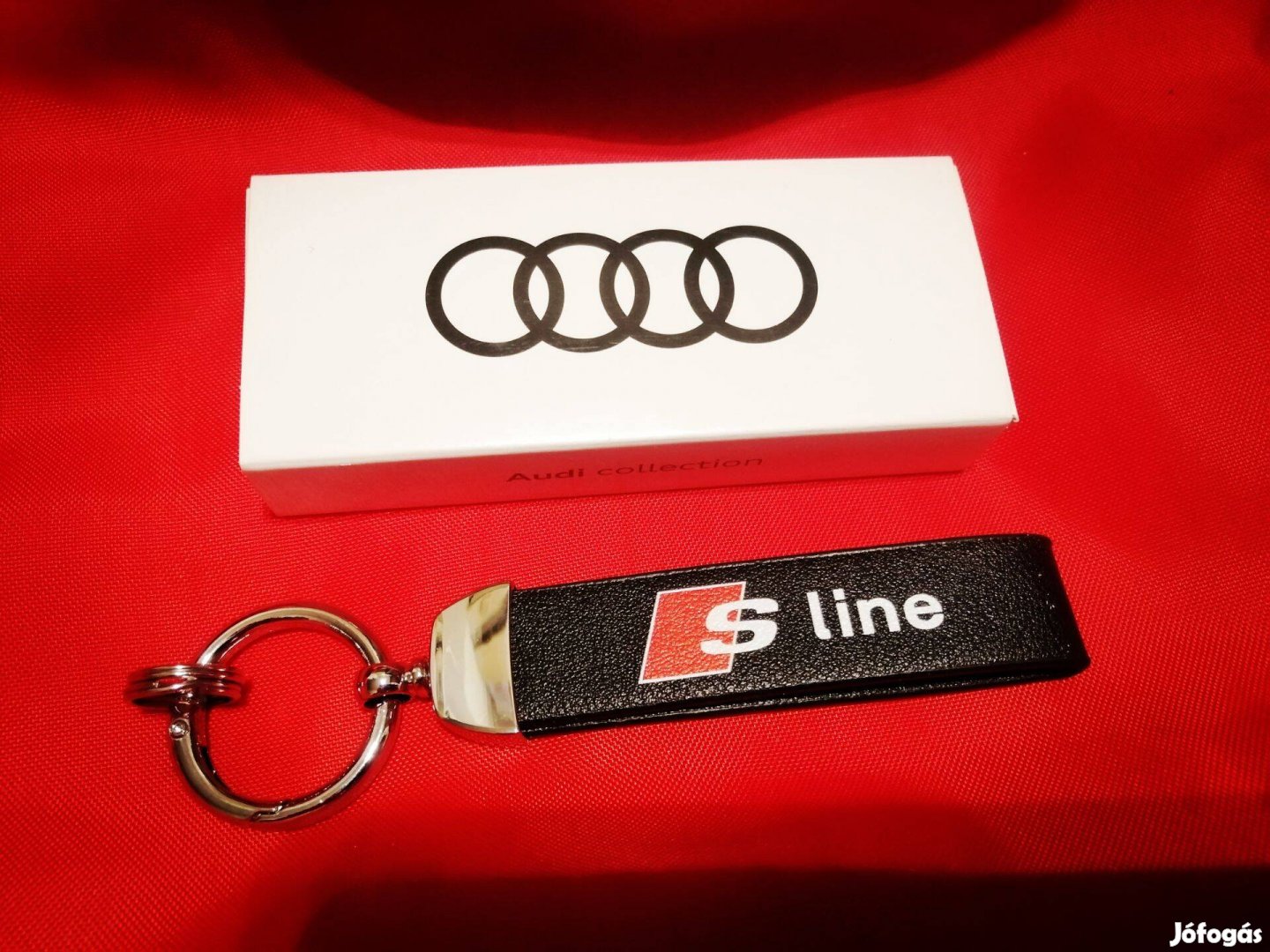 Audi s line kulcstartó