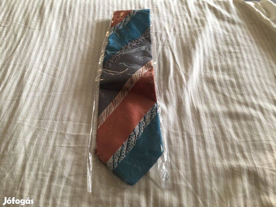 Audi selyem nyakkendő