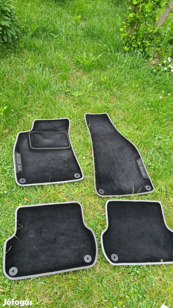 Audi szőnyeg szett