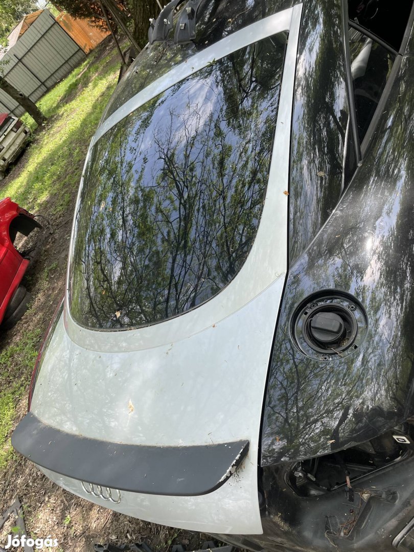 Audi tt 8n csomagtér Ajto