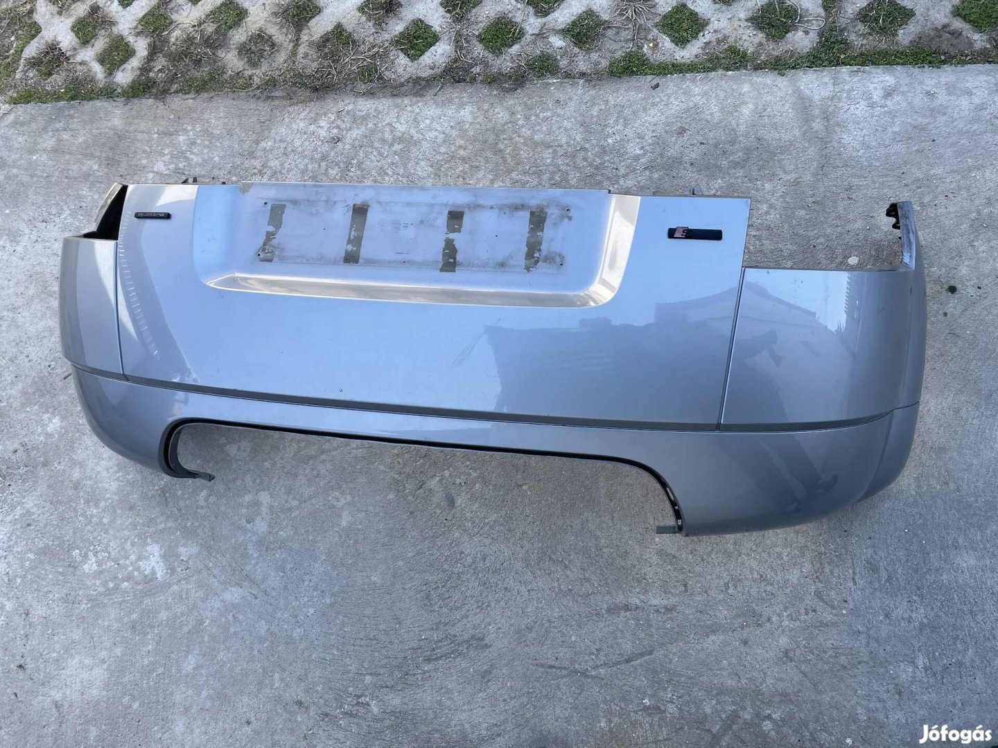 Audi tt 8n hatso lökhárító