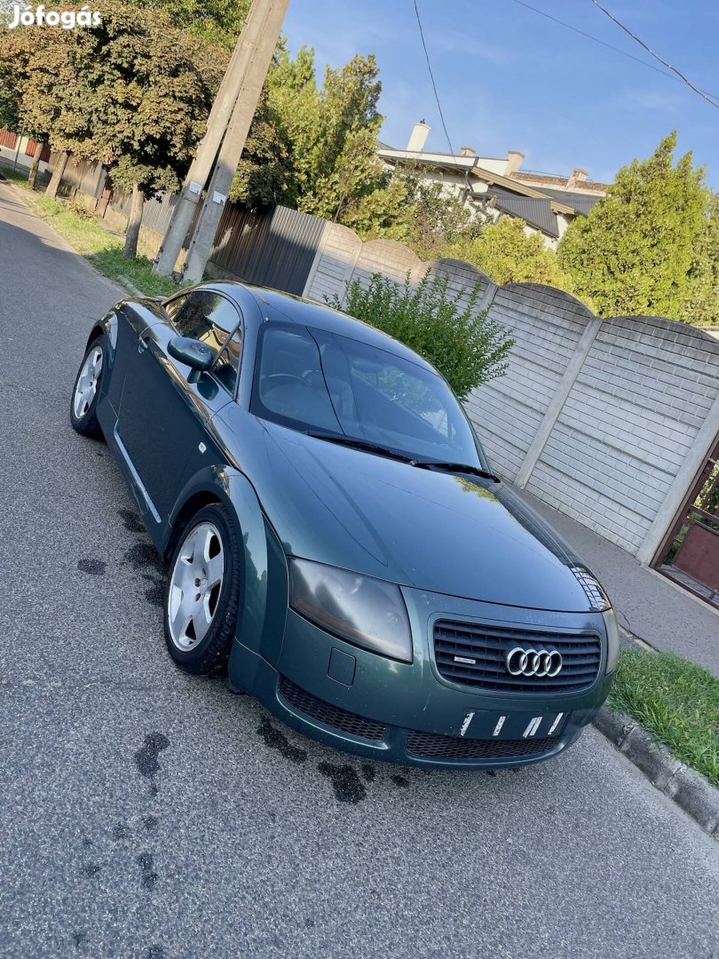 Audi tt 8n motorháztető