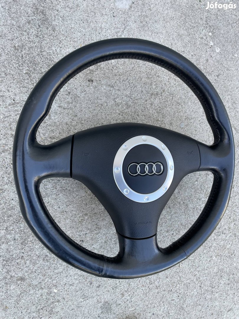 Audi tt Gyari bor kormány 