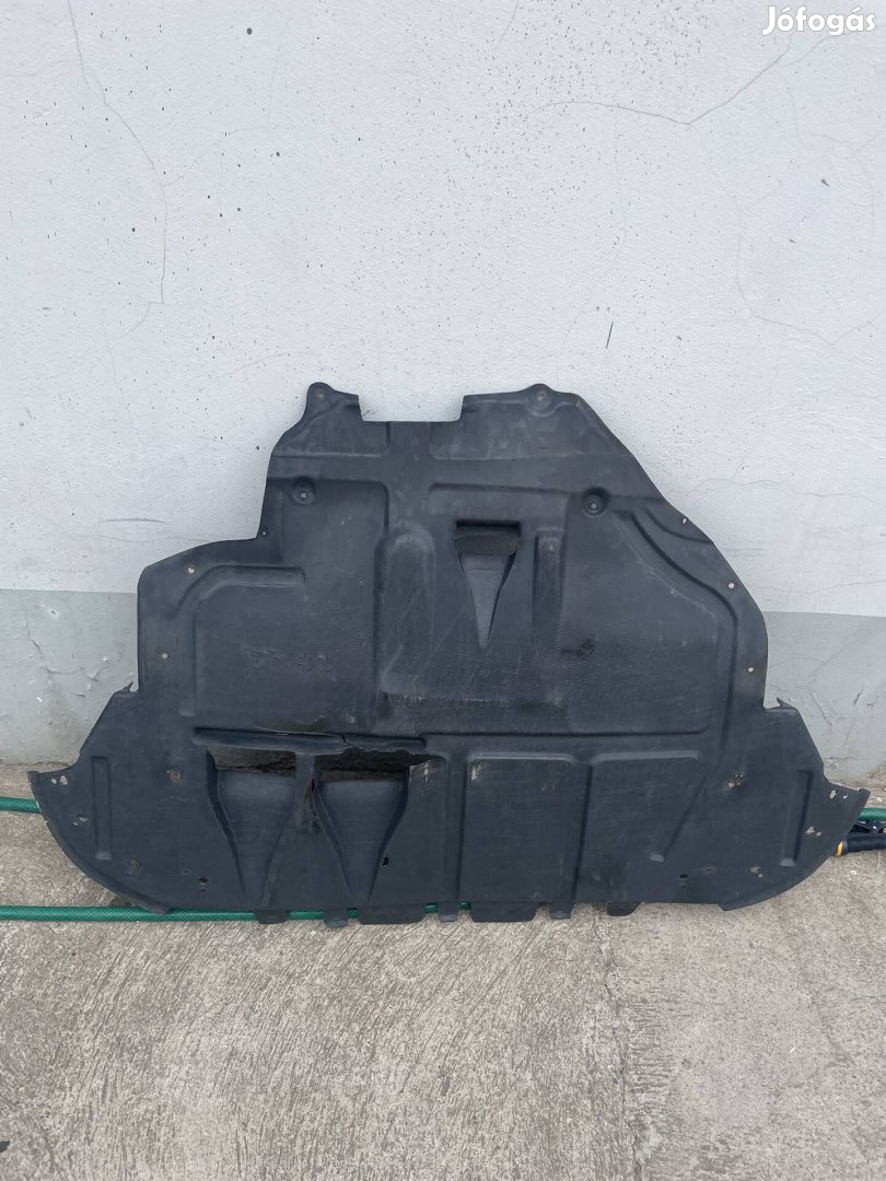 Audi tt alsó motorvedo 