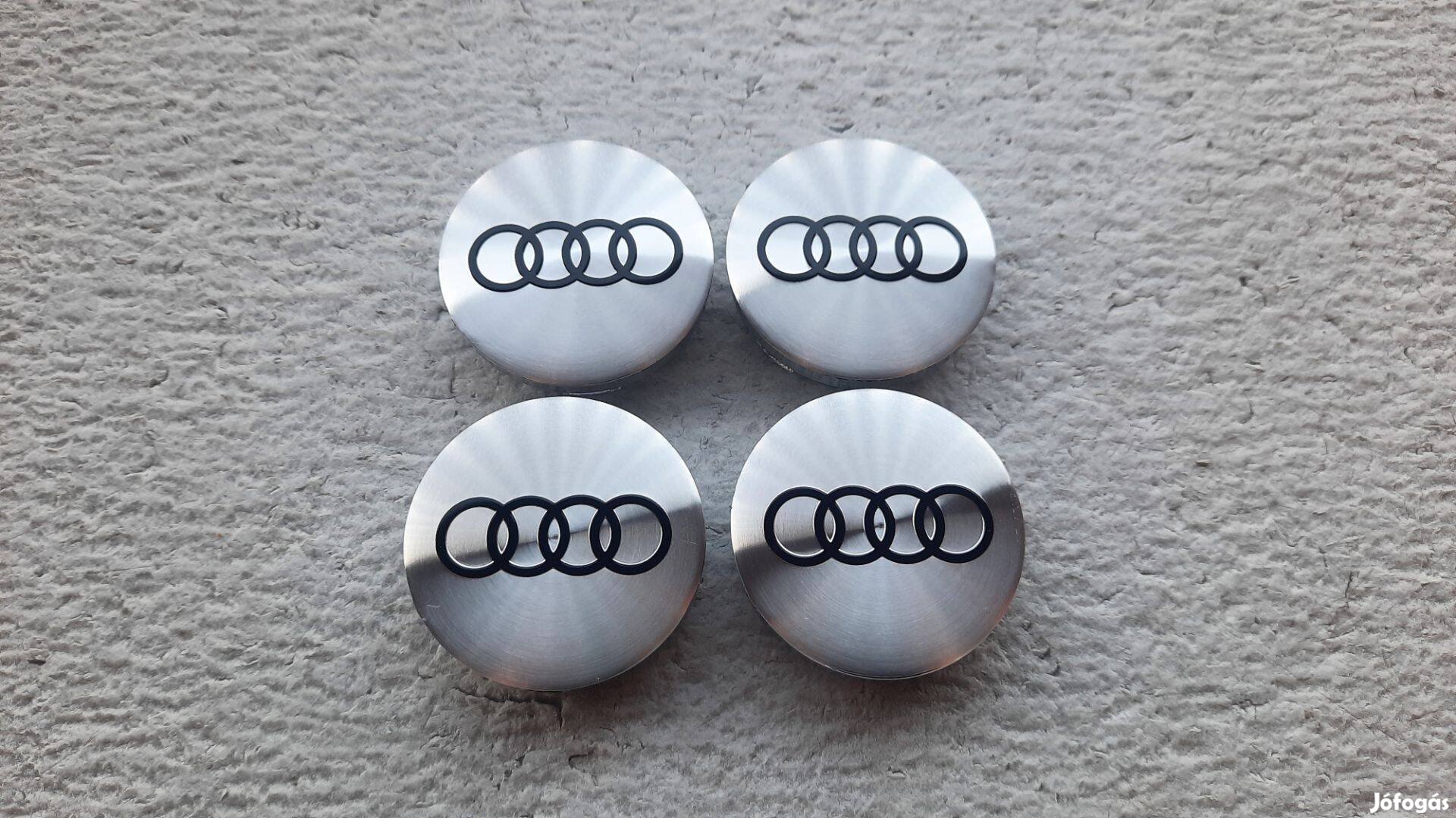 Audi új felni díszkupak közép felnikupak kerékagy kupak 56mm