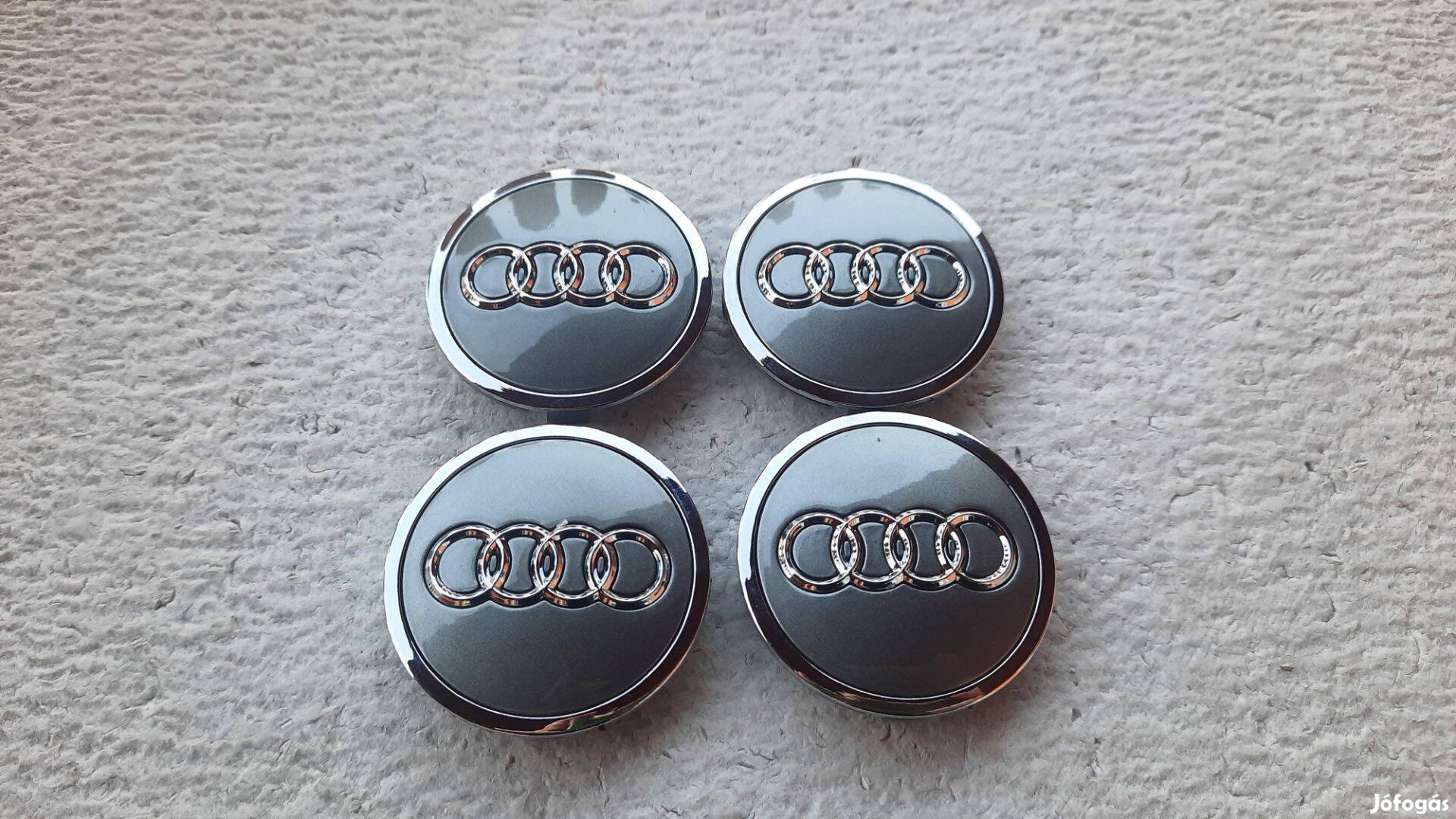 Audi új felni díszkupak közép felnikupak kerékagy kupak 61mm