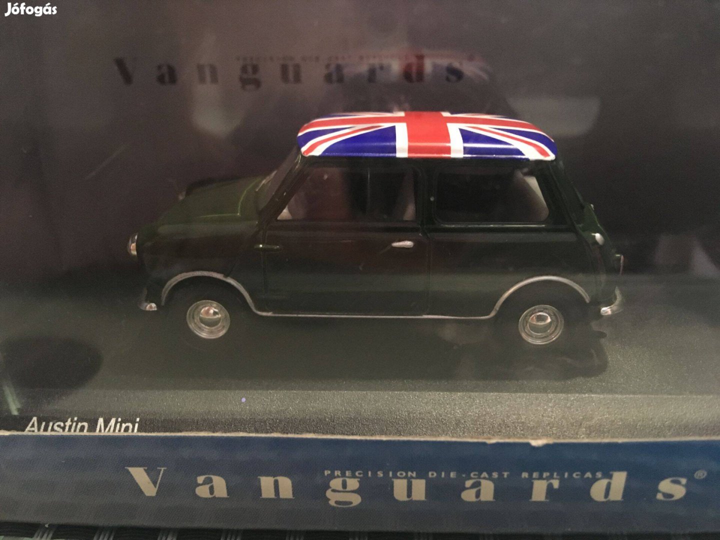 Austin Mini British Racing Green 1:43 Fém kisautó modell