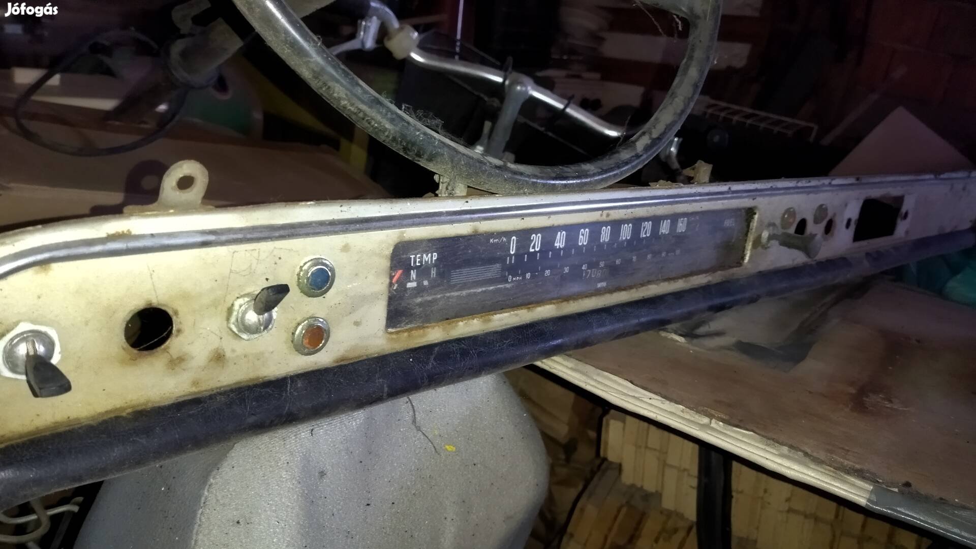 Austin Morris 1300 műszerfal kormány