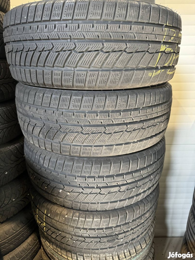 Austone 205/55 R16 téli gumik