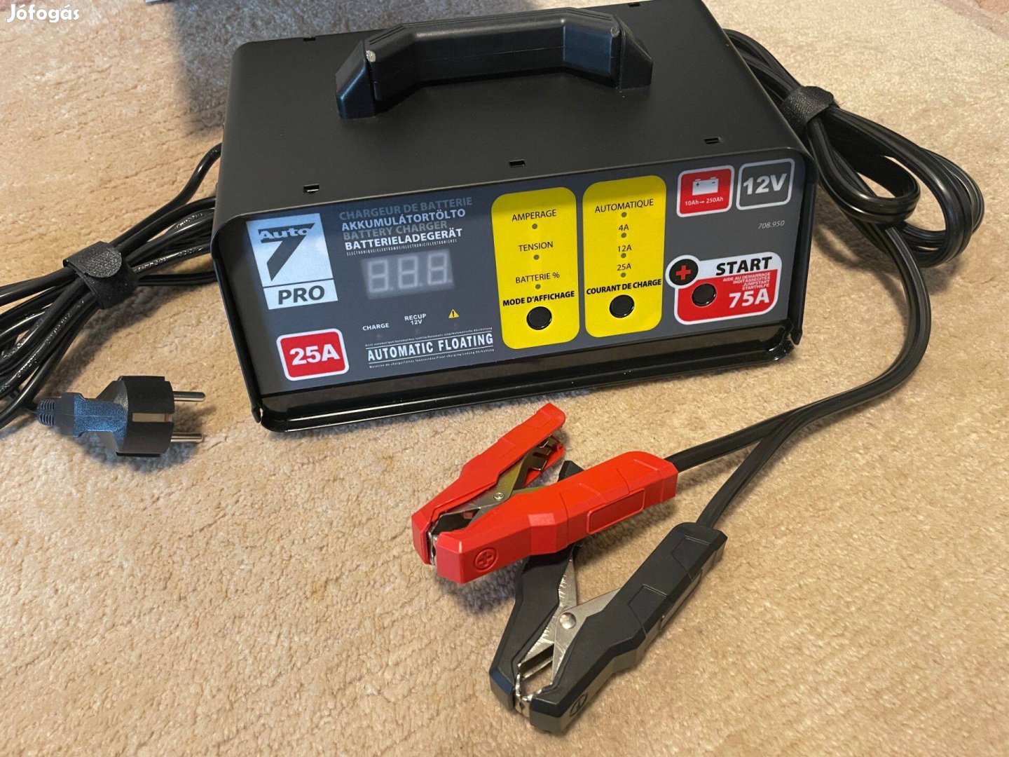 Auto 7 Pro akkumulátortöltő (25A-ig), indítás segítő (75A)