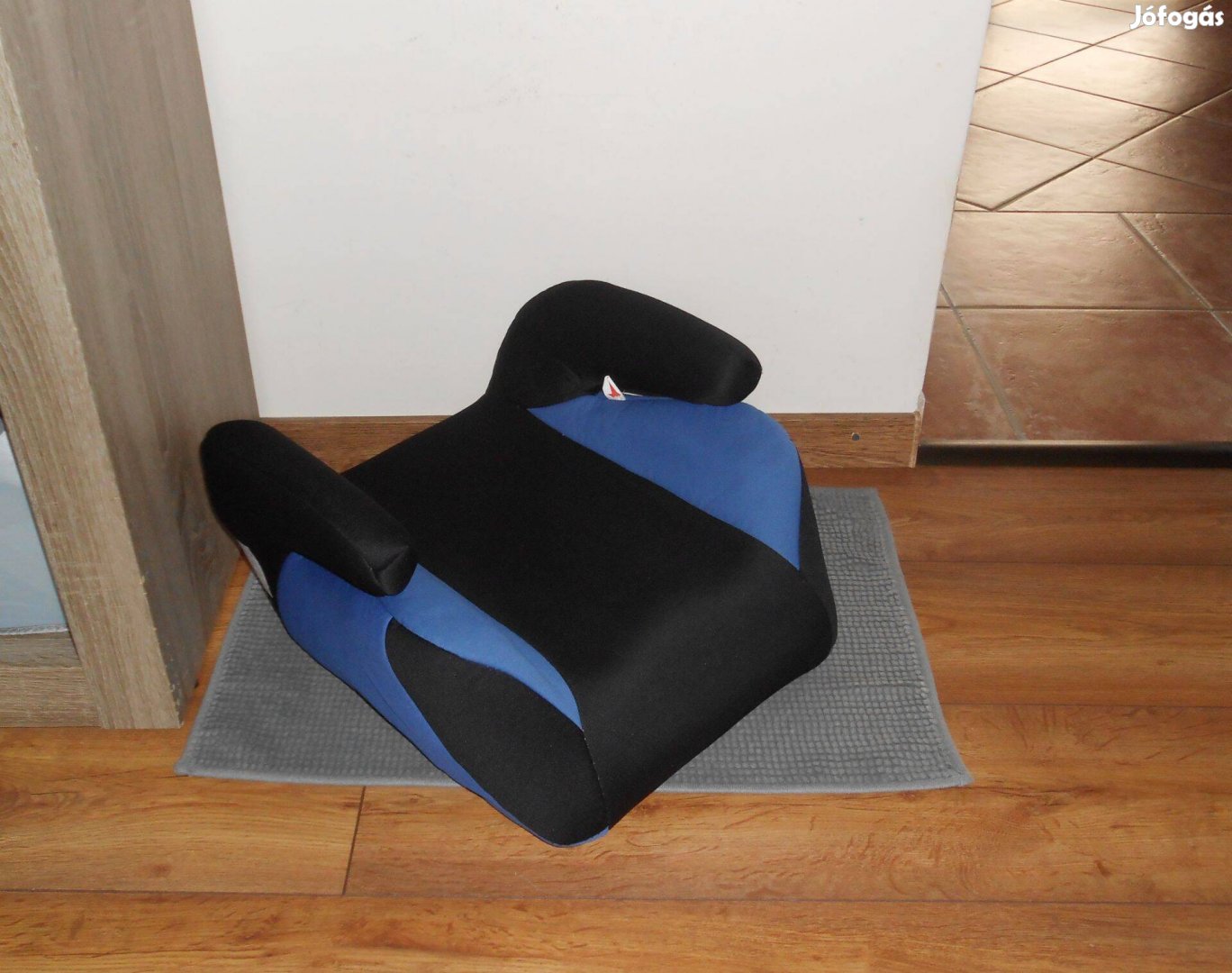 Auto XS ülésmagasító 15-36 kg (nagyobb ülőfelületű)
