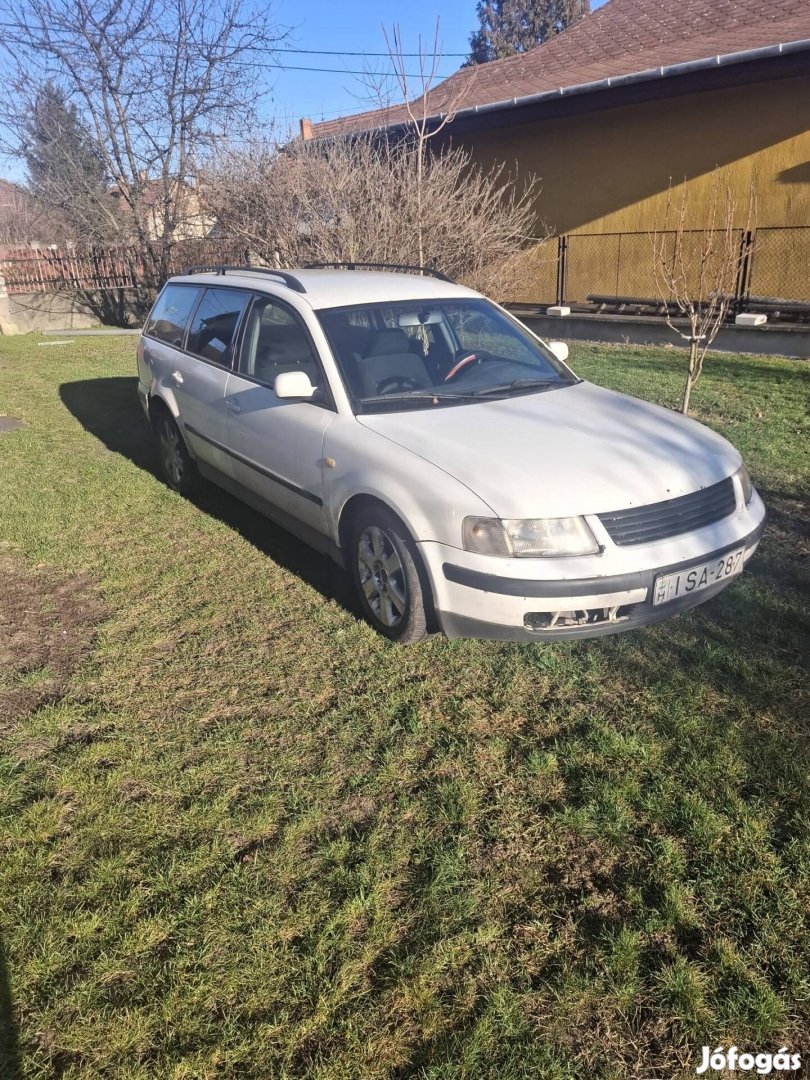 Autó eladó alkatrésznek