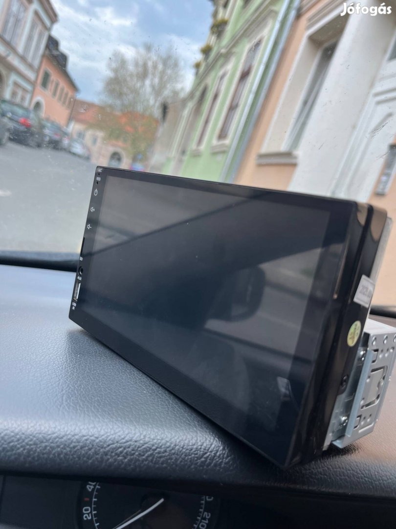 Autó fejegység 1 din, Carplay