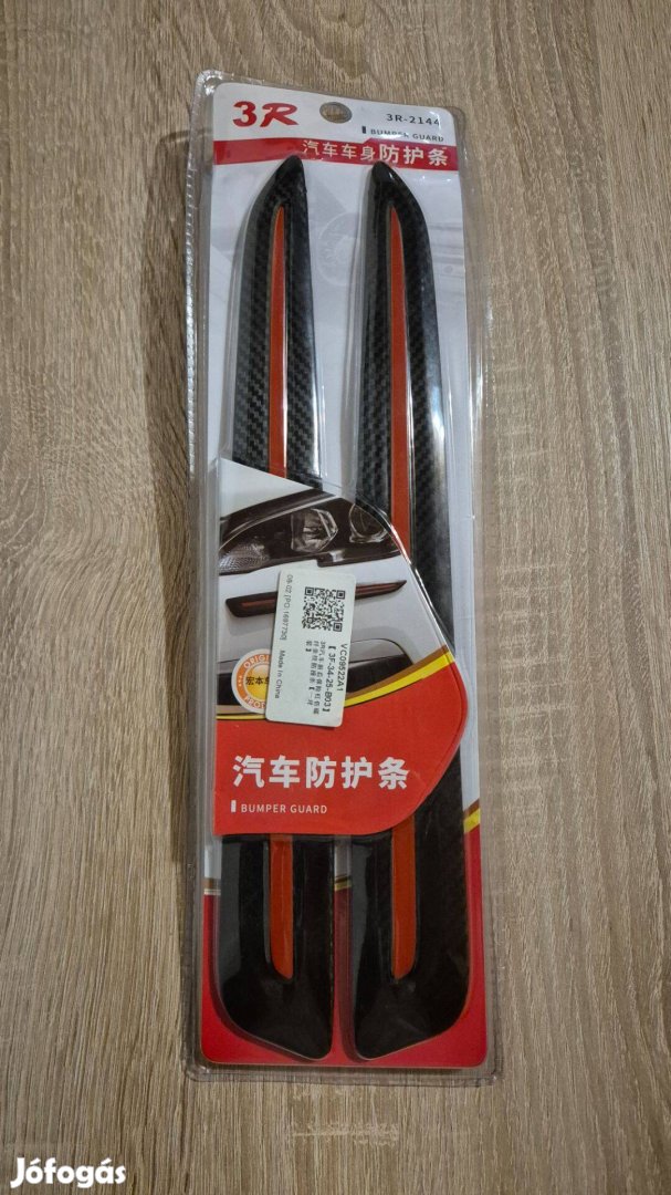 Autó kocsi lökhárítóvédő fényvisszaverő csíkok